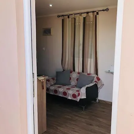 Apartment Ariadni's 3 *